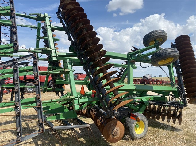 John Deere 637 Disk