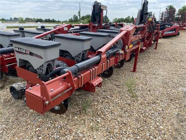 2015 Case IH 1235 Planter