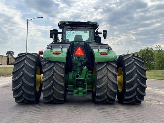 2023 John Deere 9R 640 Tractor 4WD