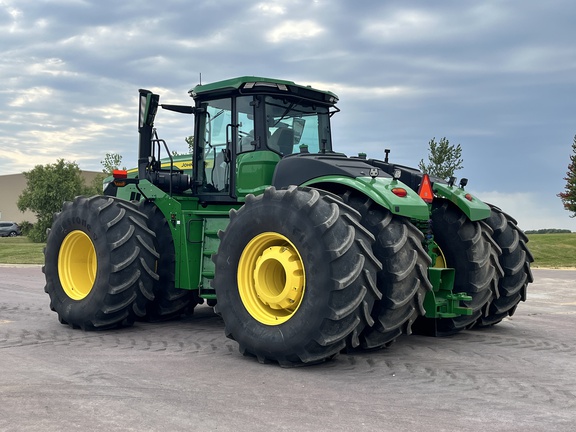 2023 John Deere 9R 640 Tractor 4WD