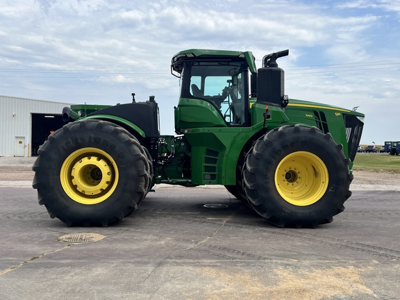 2023 John Deere 9R 640 Tractor 4WD