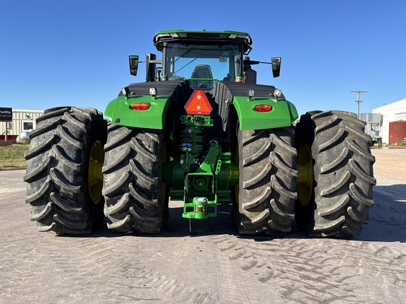 2023 John Deere 9R 640 Tractor 4WD