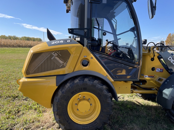 2024 John Deere 204 G Compact Utility Loader