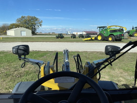 2024 John Deere 204 G Compact Utility Loader