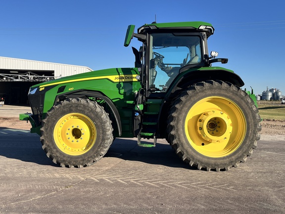 2023 John Deere 8R 410 Tractor