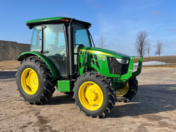 2024 John Deere 5075E Tractor