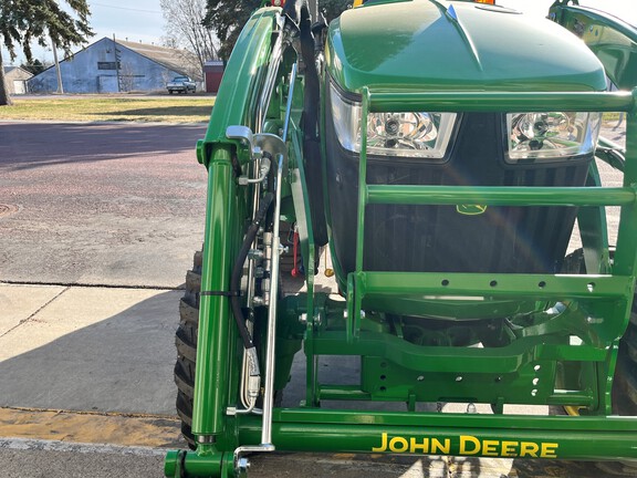 2023 John Deere 3046R Tractor Compact