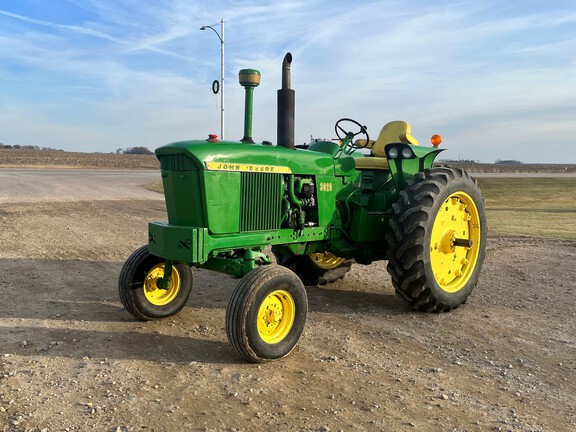 1968 John Deere 3020 Tractor