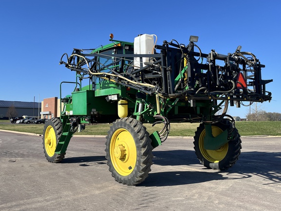 1997 John Deere 4700 Sprayer/High Clearance