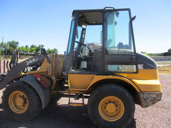 2014 John Deere 244J Compact Utility Loader