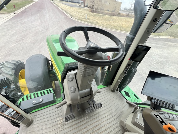 2024 John Deere 8R 370 Tractor