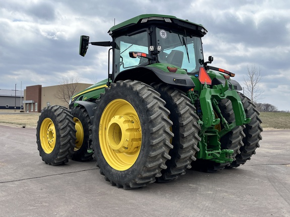 2024 John Deere 8R 370 Tractor