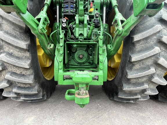2024 John Deere 8R 370 Tractor