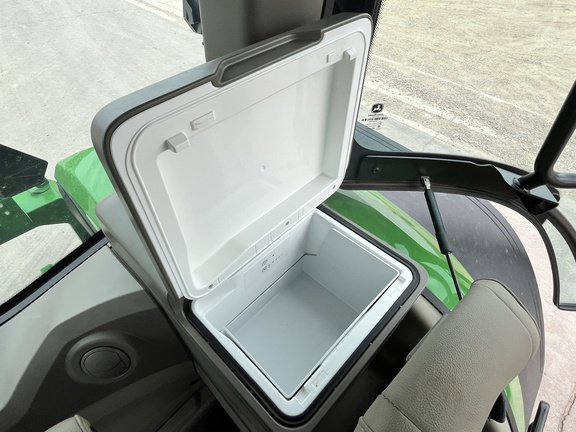 2024 John Deere 8R 370 Tractor