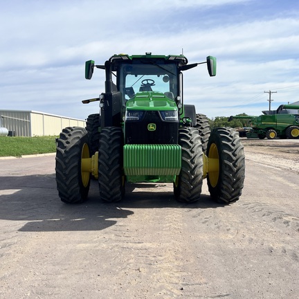 2024 John Deere 8R 370 Tractor