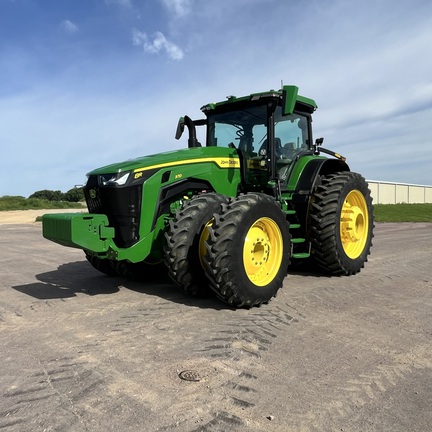 2024 John Deere 8R 370 Tractor
