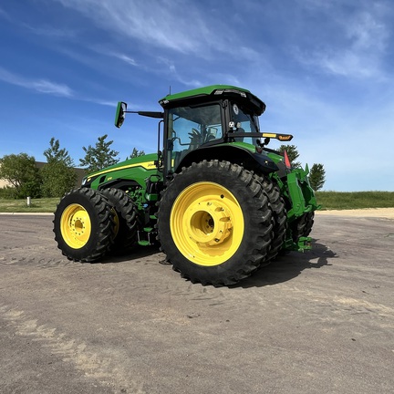 2024 John Deere 8R 370 Tractor
