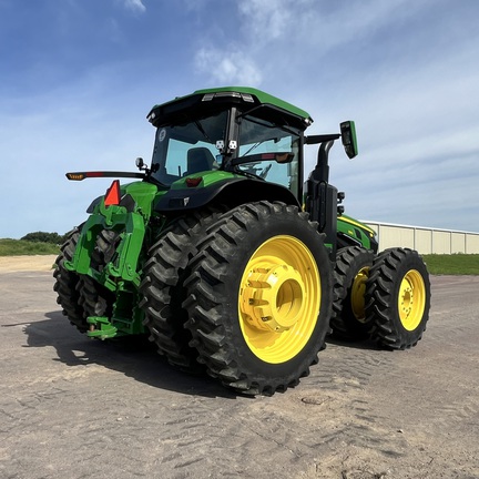 2024 John Deere 8R 370 Tractor