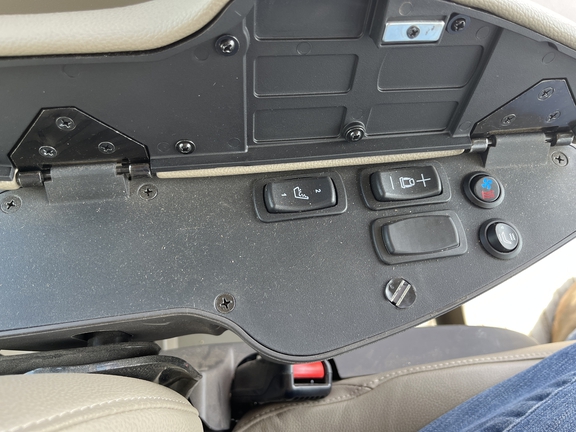 2022 John Deere 8R 410 Tractor