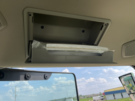 2022 John Deere 8R 410 Tractor