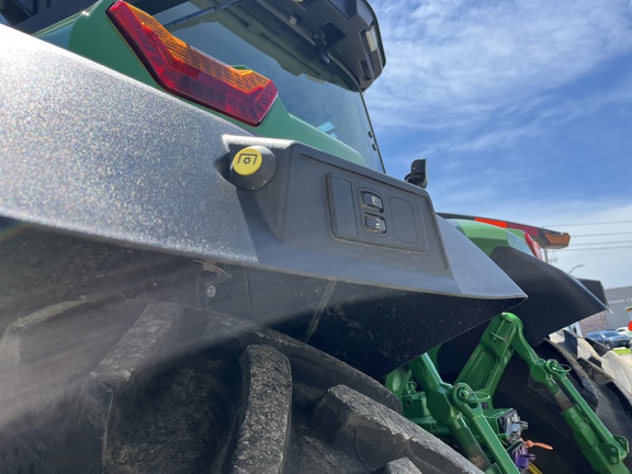 2022 John Deere 8R 410 Tractor