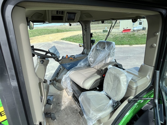 2024 John Deere 9RT 590 Tractor Rubber Track