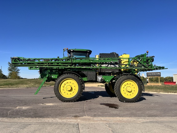 2018 John Deere R4045 Sprayer/High Clearance