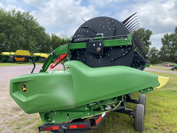 2024 John Deere RD40F Header Combine