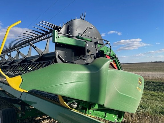 2019 John Deere 745FD Header Combine