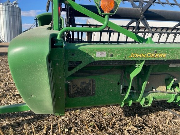 2019 John Deere 745FD Header Combine