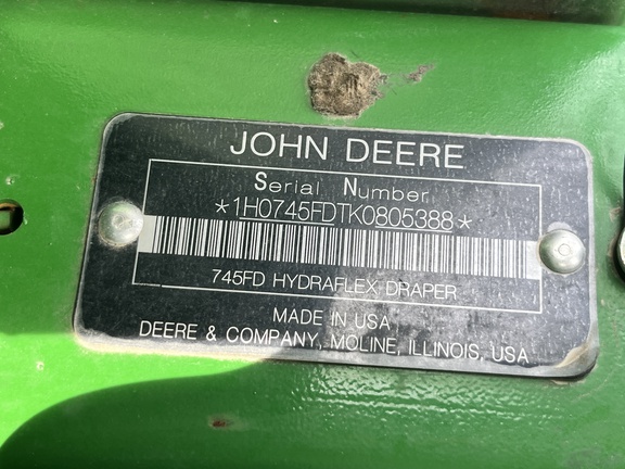 2019 John Deere 745FD Header Combine