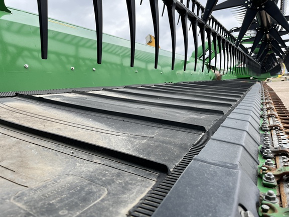 2019 John Deere 745FD Header Combine