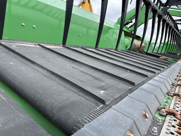 2019 John Deere 745FD Header Combine