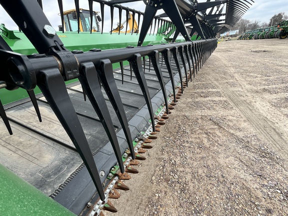 2019 John Deere 745FD Header Combine