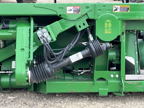 2019 John Deere 745FD Header Combine