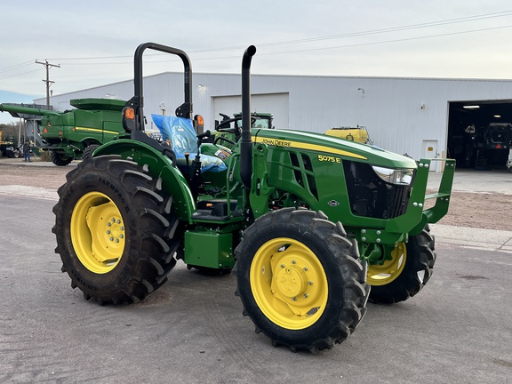 2024 John Deere 5075E Tractor