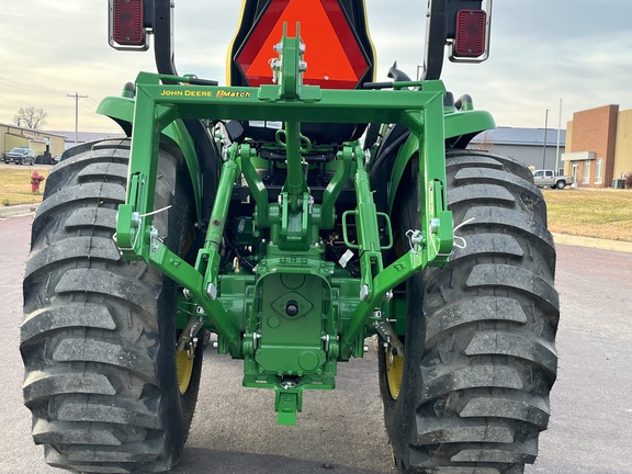 2024 John Deere 3046R Tractor Compact