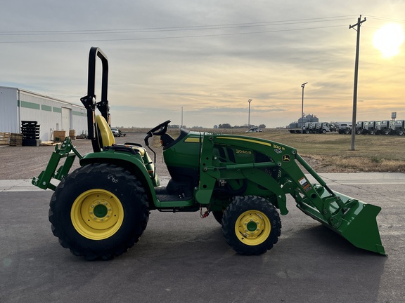 2024 John Deere 3046R Tractor Compact