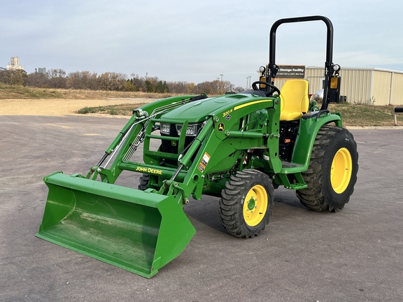 2024 John Deere 3046R Tractor Compact