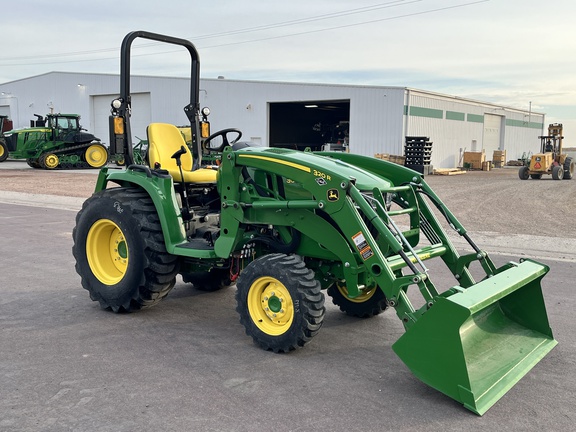 2024 John Deere 3046R Tractor Compact