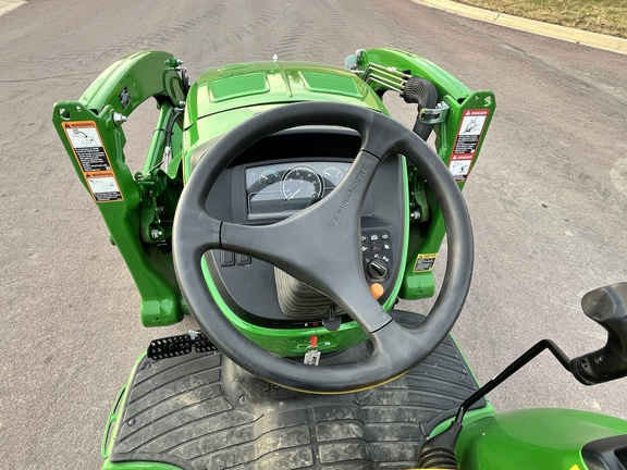 2024 John Deere 3046R Tractor Compact