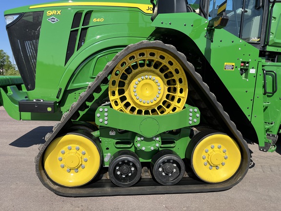 2024 John Deere 9RX 640 Tractor Rubber Track