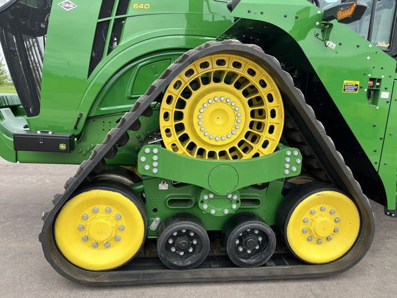 2024 John Deere 9RX 640 Tractor Rubber Track