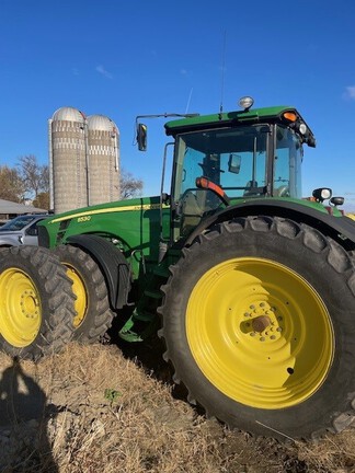 2006 John Deere 8530 Tractor