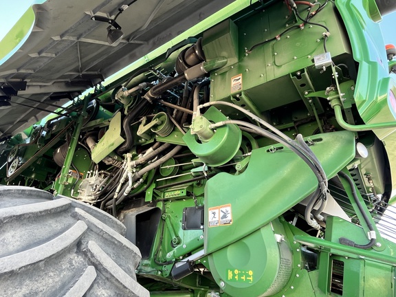 2020 John Deere S790 Combine