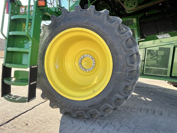 2020 John Deere S790 Combine
