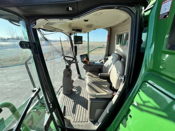 2020 John Deere S790 Combine