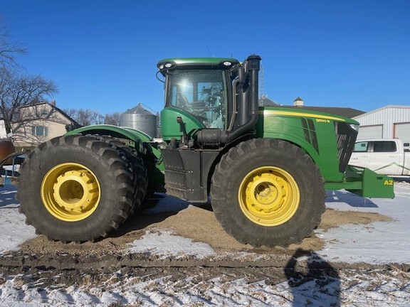 2012 John Deere 9560R Tractor 4WD