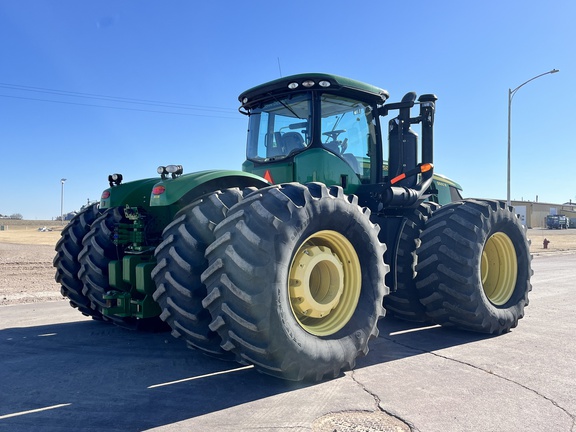 2012 John Deere 9560R Tractor 4WD