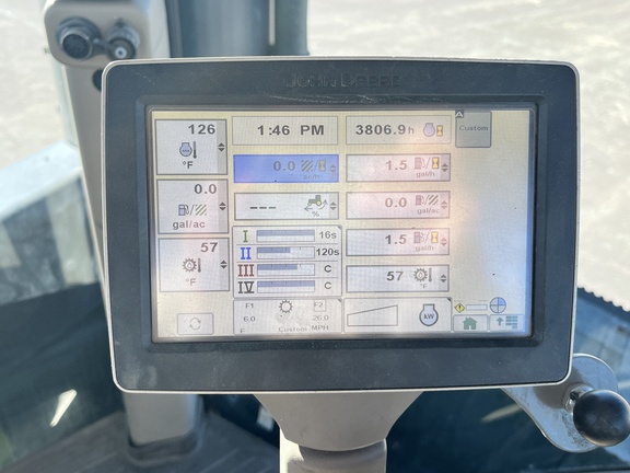 2012 John Deere 9560R Tractor 4WD